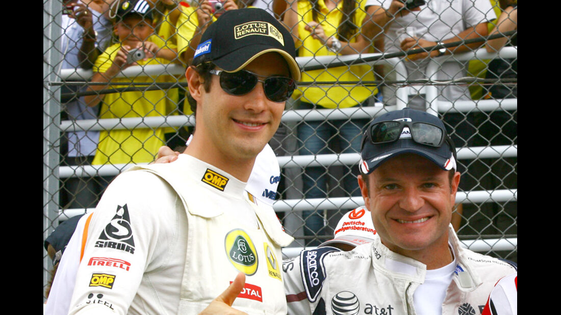 Bruno Senna Rubens Barrichello 2011