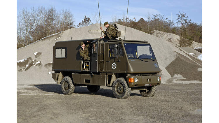 Bucher Duro Militarfahrzeug Schweizer Armee In Noten Auto Motor Und Sport