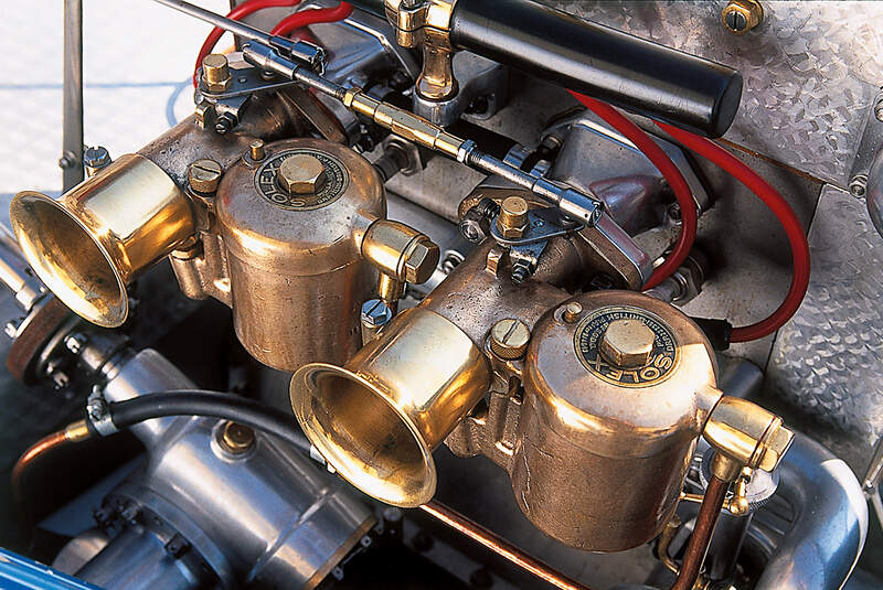 Bugatti 37, Motor