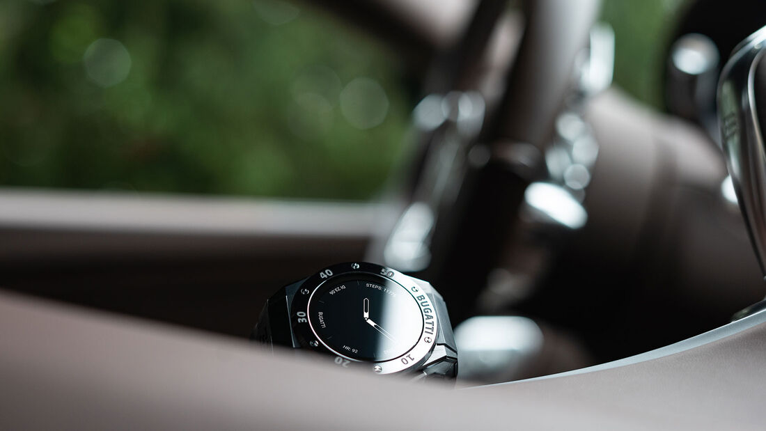 Bugatti Smart Watch Ceramique Edition One