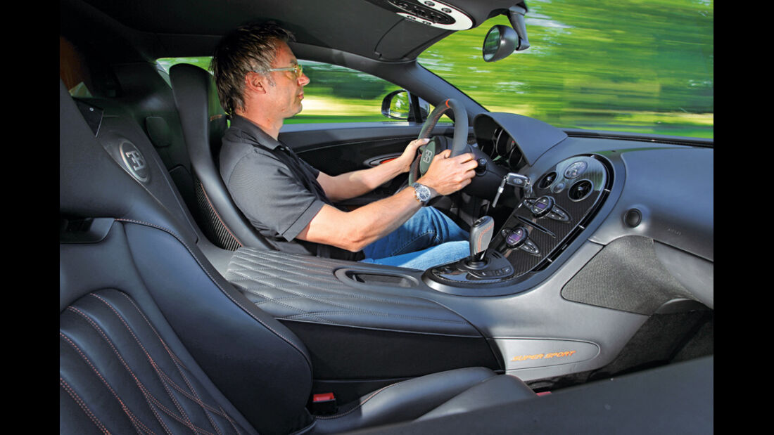 Bugatti Veyron 16.4 Super Sport, Cockpit