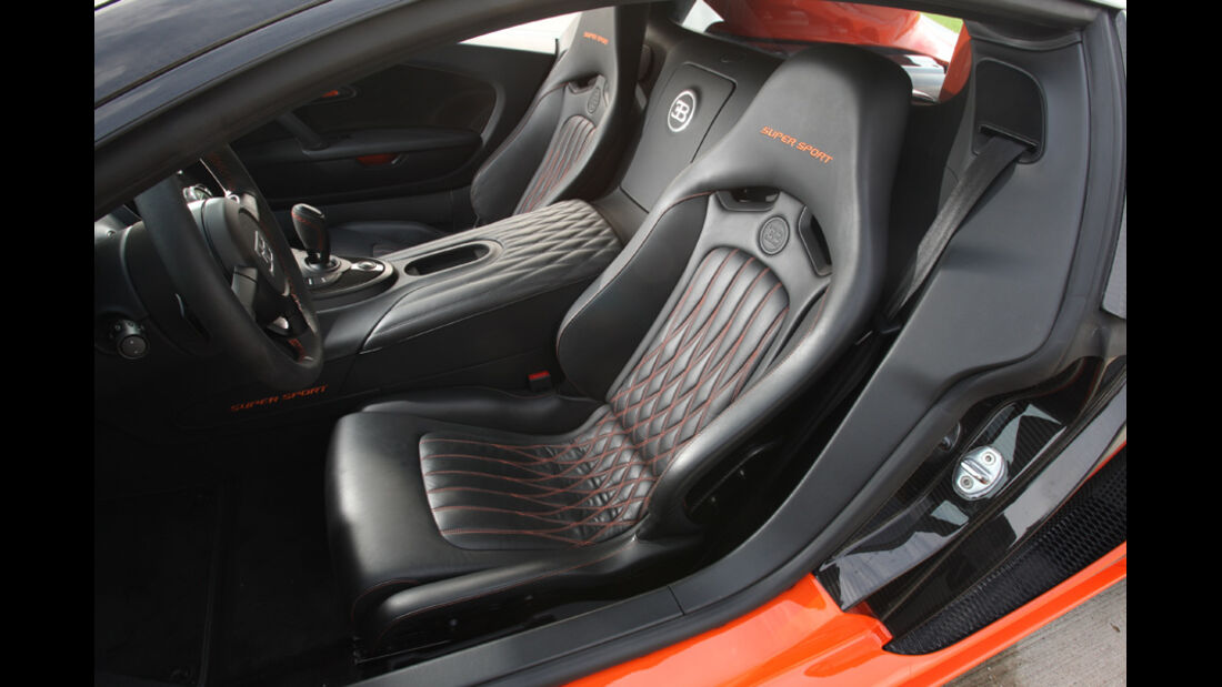Bugatti Veyron 16.4 Super Sport, Fahrersitz