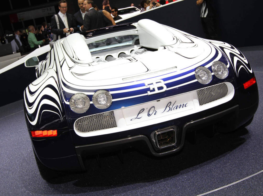 Bugatti Veyron Grand Sport L´Or Blanc SupersportwagenUnikat mit Porzellan auto motor und sport
