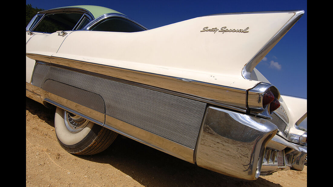 Cadillac Sixty Special Fleetwood
