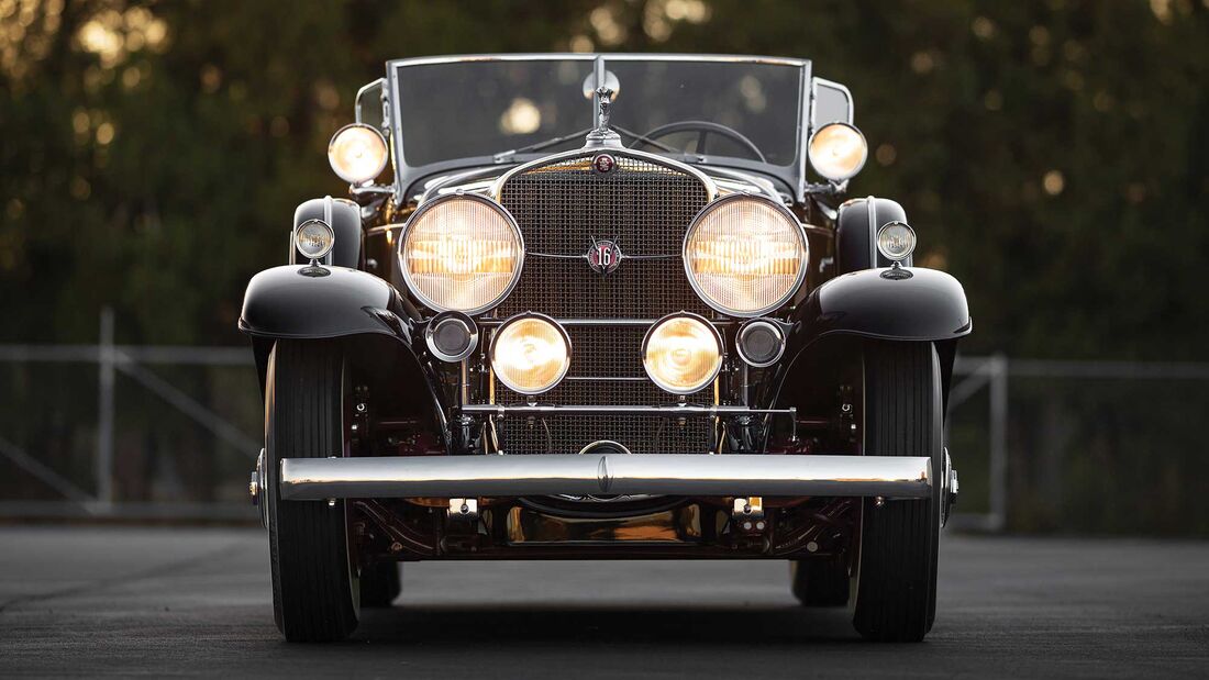 Cadillac V16 Sport Phaeton Fleetwood (1930)