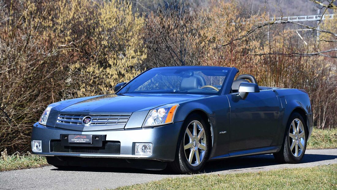 Cadillac XLR Roadster (2004)