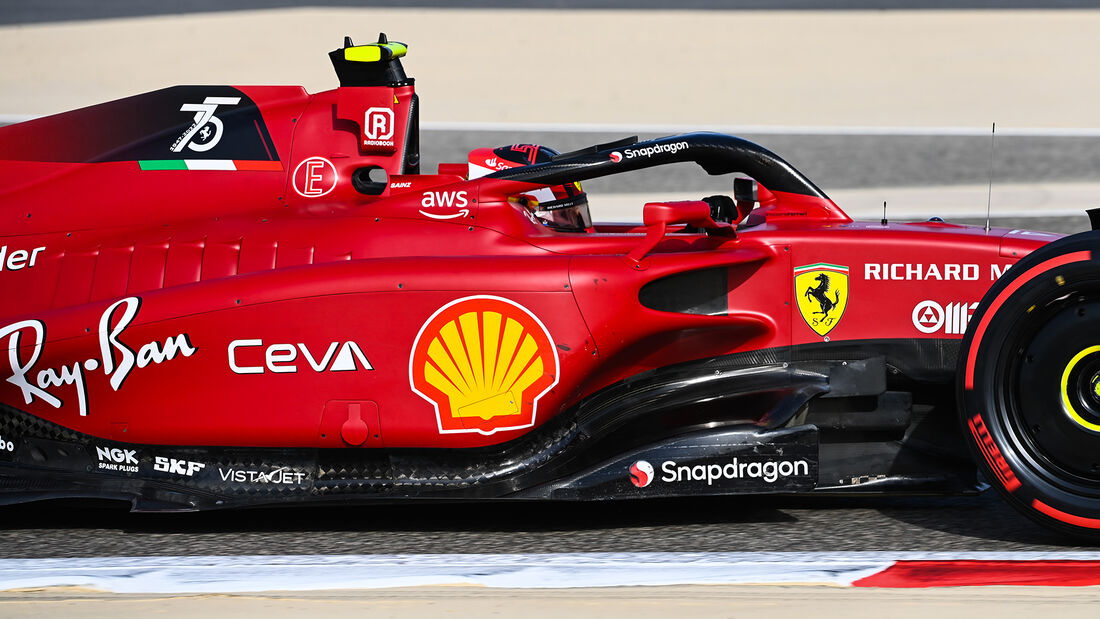 Carlos Sainz - Ferrari - F1-Test Bahrain - Tag 1 - 10. März 2022