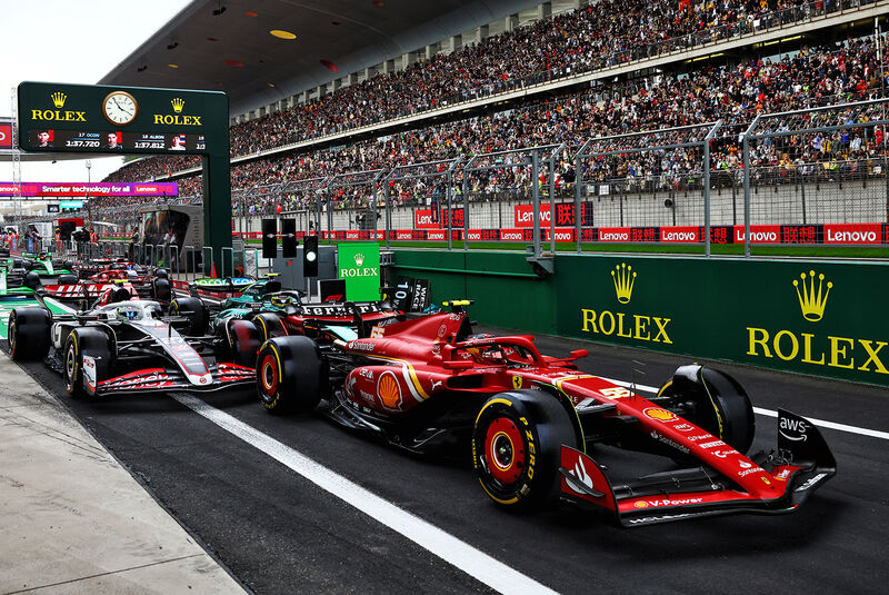 Carlos Sainz- Ferrari - Formel 1 - GP China - Shanghai - Sprint-Qualifying - 19. April 2024