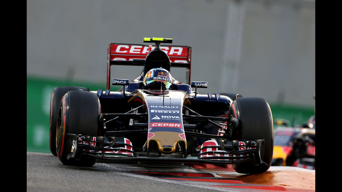 Carlos Sainz - GP Abu Dhabi 2015