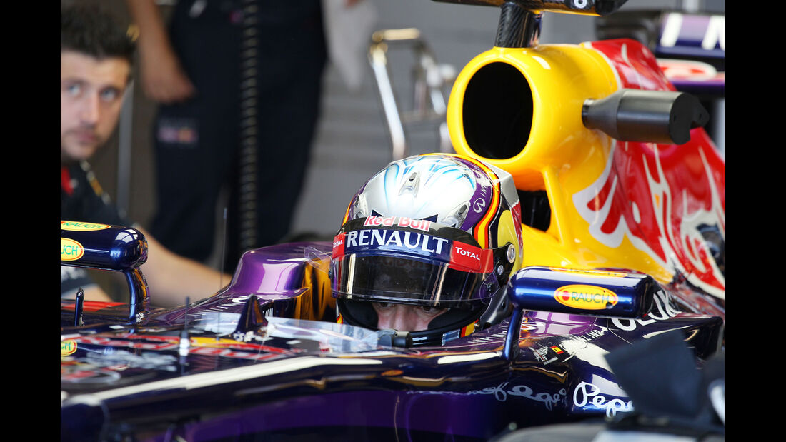 Carlos Sainz Jr. - Red Bull - Young Drivers Test - Silverstone - 19. Juli 2013