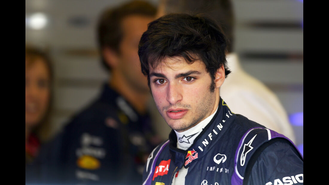 Carlos Sainz - Red Bull - F1 Test - Abu Dhabi - 2014