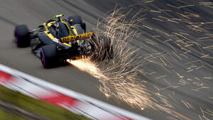 Carlos Sainz - Renault - Formel 1 - GP China - Shanghai - 14. April 2018