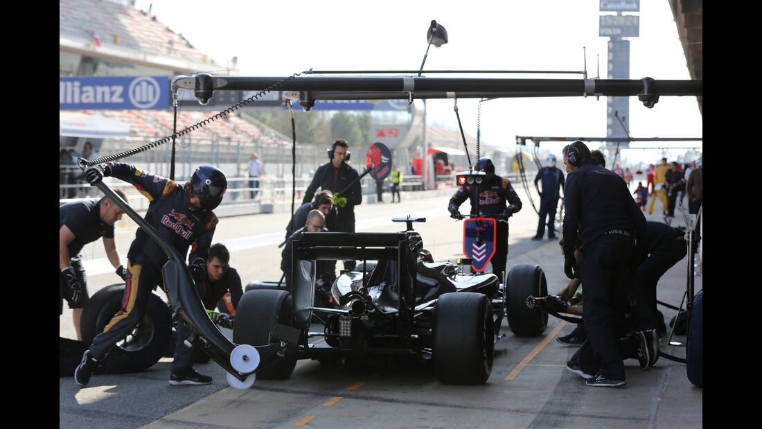 Carlos Sainz - Toro Rosso - Formel 1-Test - Barcelona - 24. Februar 2016