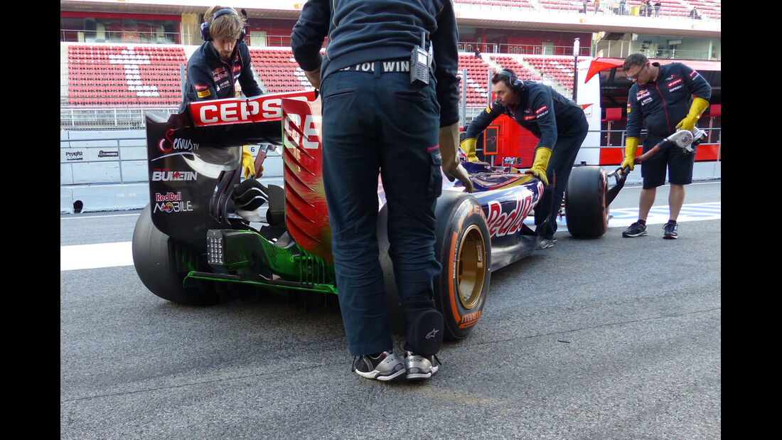 Carlos Sainz - Toro Rosso  Formel 1-Test - Barcelona - 26. Februar 2015