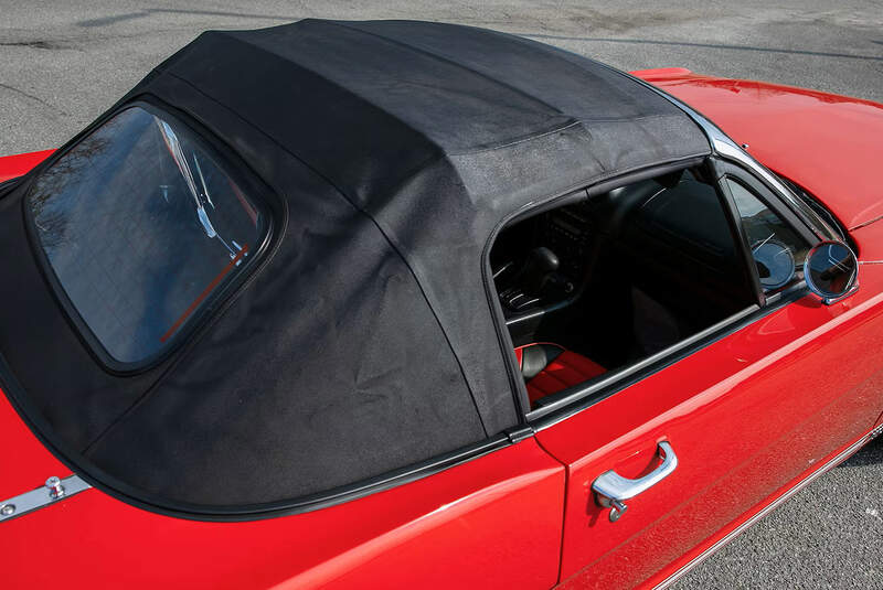 Carnes M1stang Mazda MX-5 NB Ford Mustang Optik