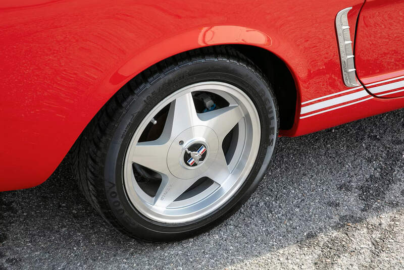 Carnes M1stang Mazda MX-5 NB Ford Mustang Optik