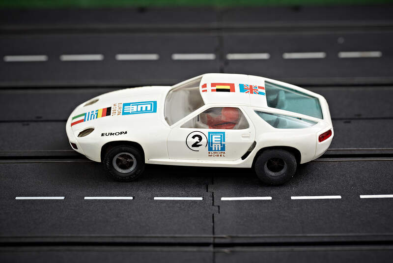 Carrera Universal Rennbahn