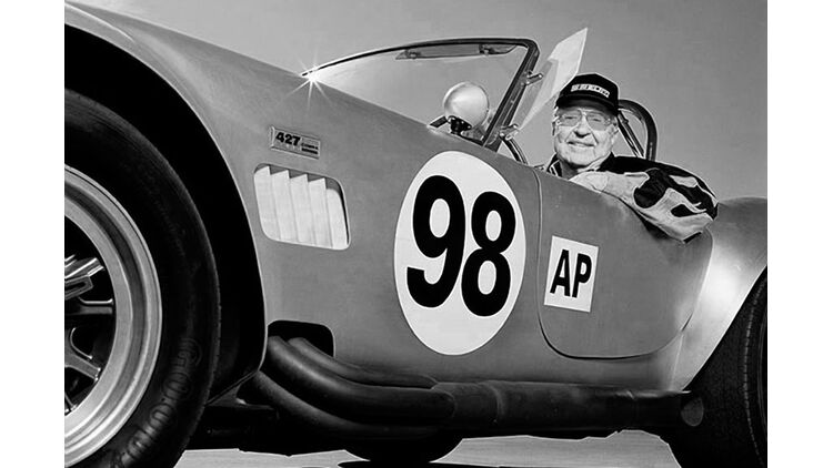 Carroll Shelby Gestorben Der Vater Der Ac Cobra Ist Tot Auto Motor Und Sport