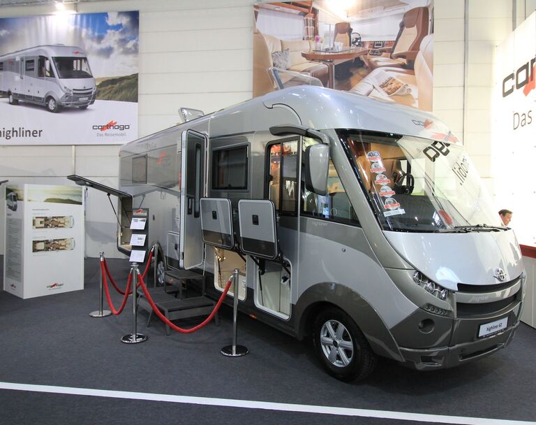 Luxus Reisemobile Auf Dem Caravan Salon 2016 Auto Motor