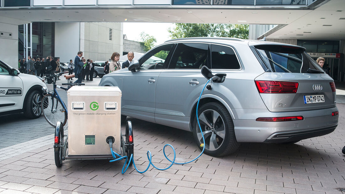 Berliner Start-up Chargery lädt E-Autos mit mobilem Akku