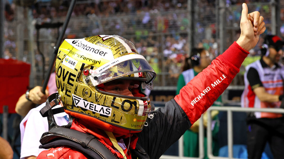 Charles Leclerc - Ferrari - Formel 1 - GP Singapur - Qualifikation - 1.10.2022