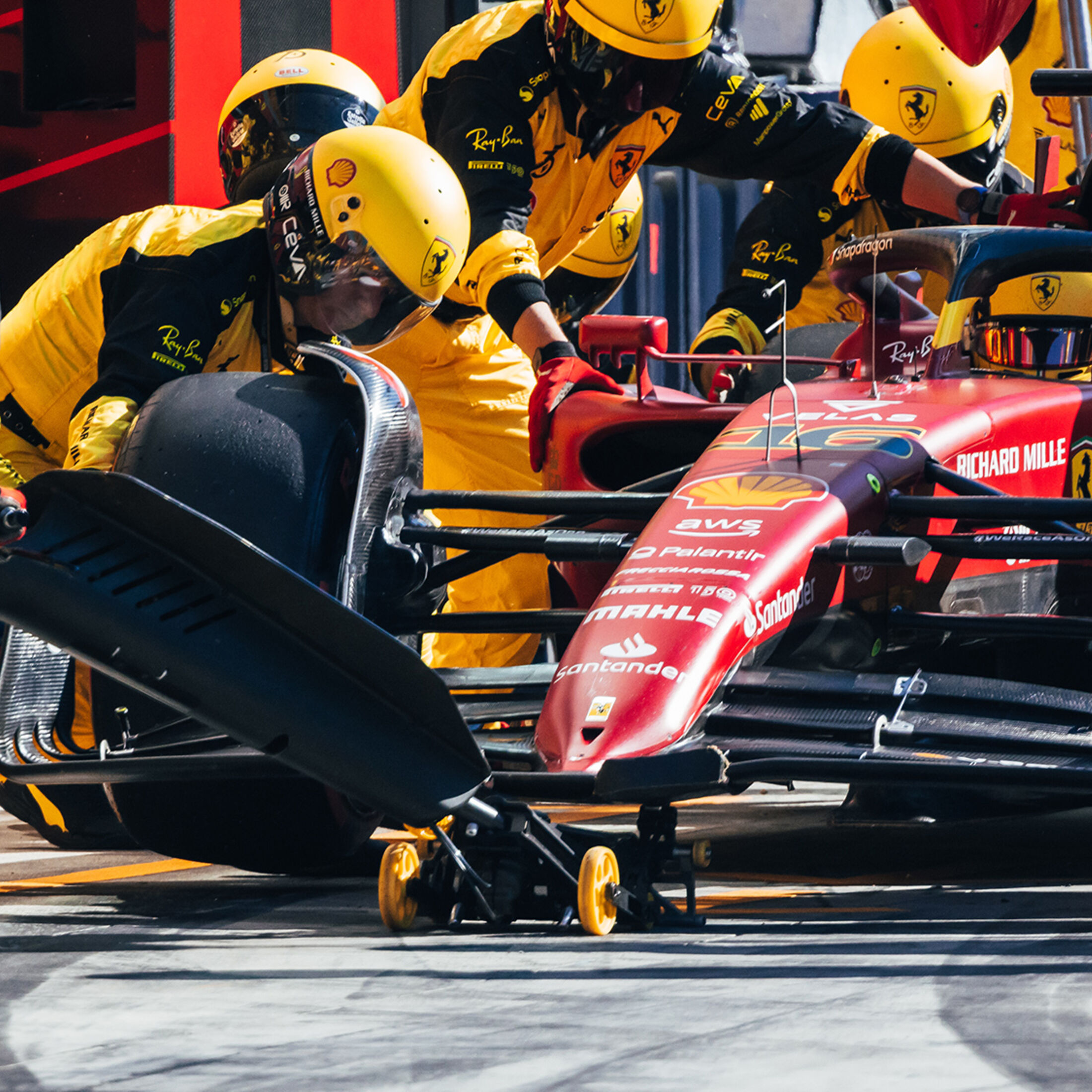 Reifenprobleme stoppen Ferrari in Monza AUTO MOTOR UND SPORT