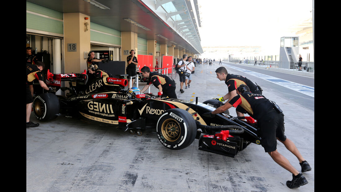 Charles Pic - Lotus - Formel 1 Test - Abu Dhabi - 25. November 2014