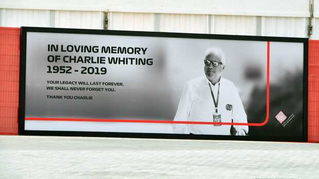 Charlie Whiting - F1-Test - Bahrain - 2. April 2019