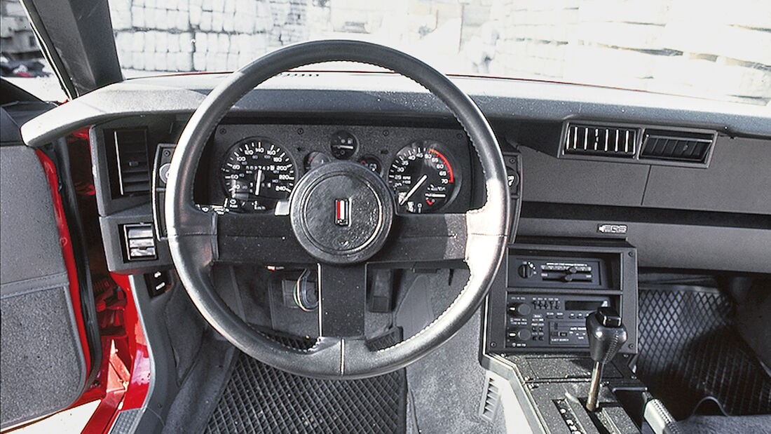 Chevrolet Camaro, Cockpit