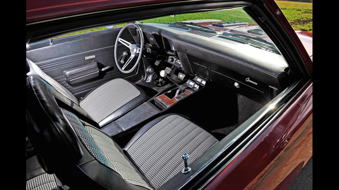 Chevrolet Camaro SS, Cockpit
