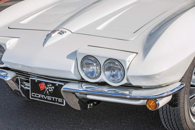 Chevrolet Corvette C2 (1964), Frontscheinwerfer