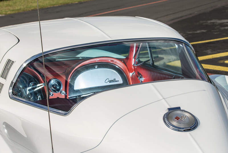 Chevrolet Corvette C2 (1964), Heck