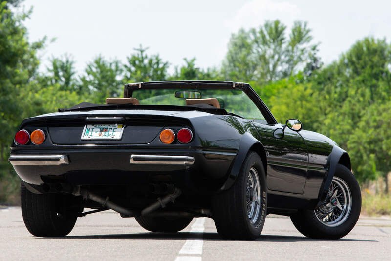 Chevrolet Corvette C3 Miami Vice 1981 (Ferrari Fake)