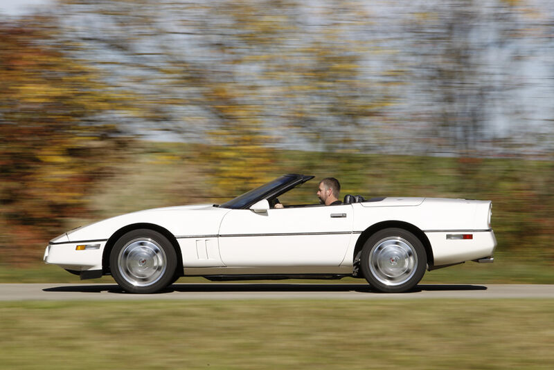 Chevrolet Corvette C4, Seitenansicht