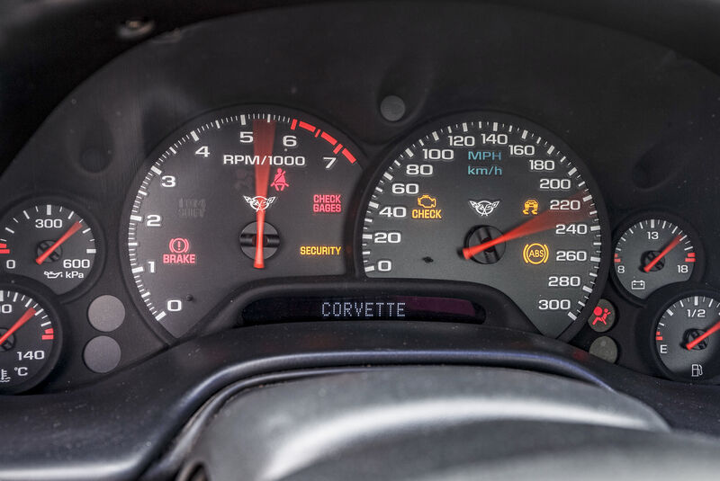 Chevrolet Corvette C5, Interieur