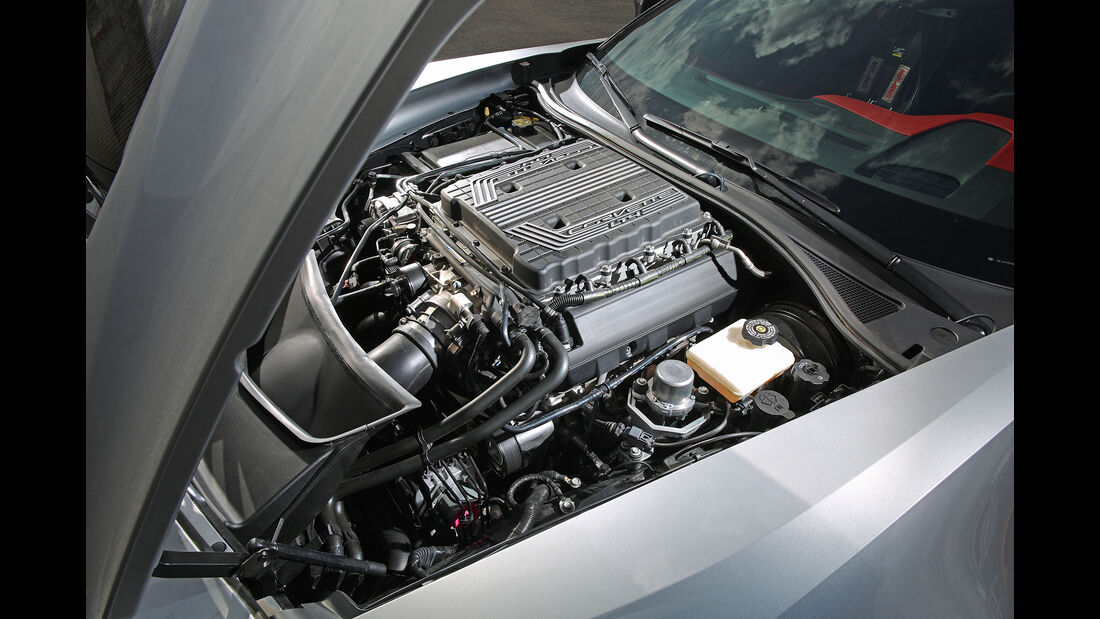 Chevrolet Corvette Z06, Motor