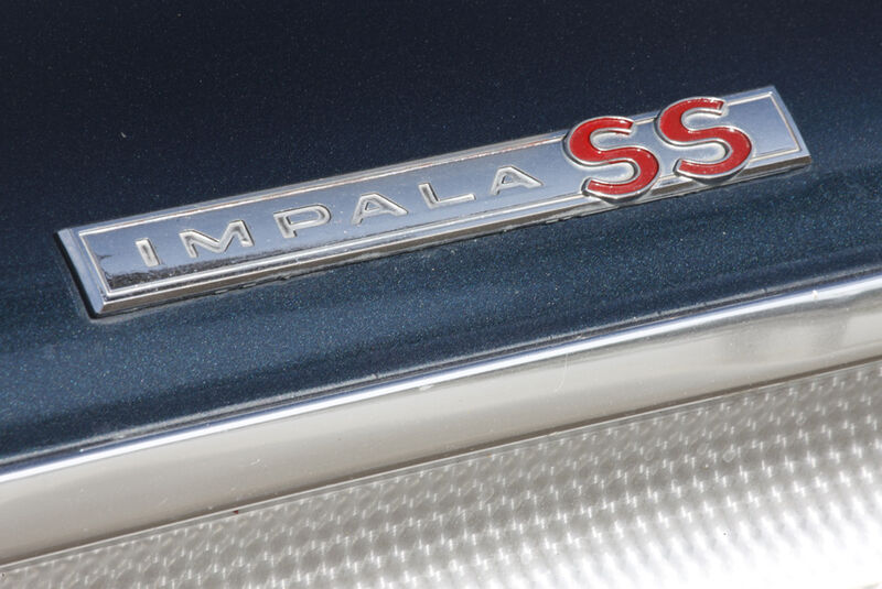 Chevrolet Impala SS 327