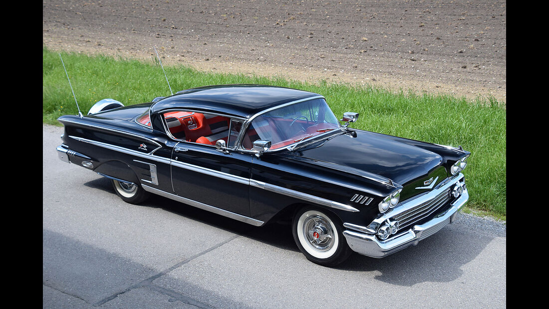 Chevrolet-Impala-Sport-Coupe-1959