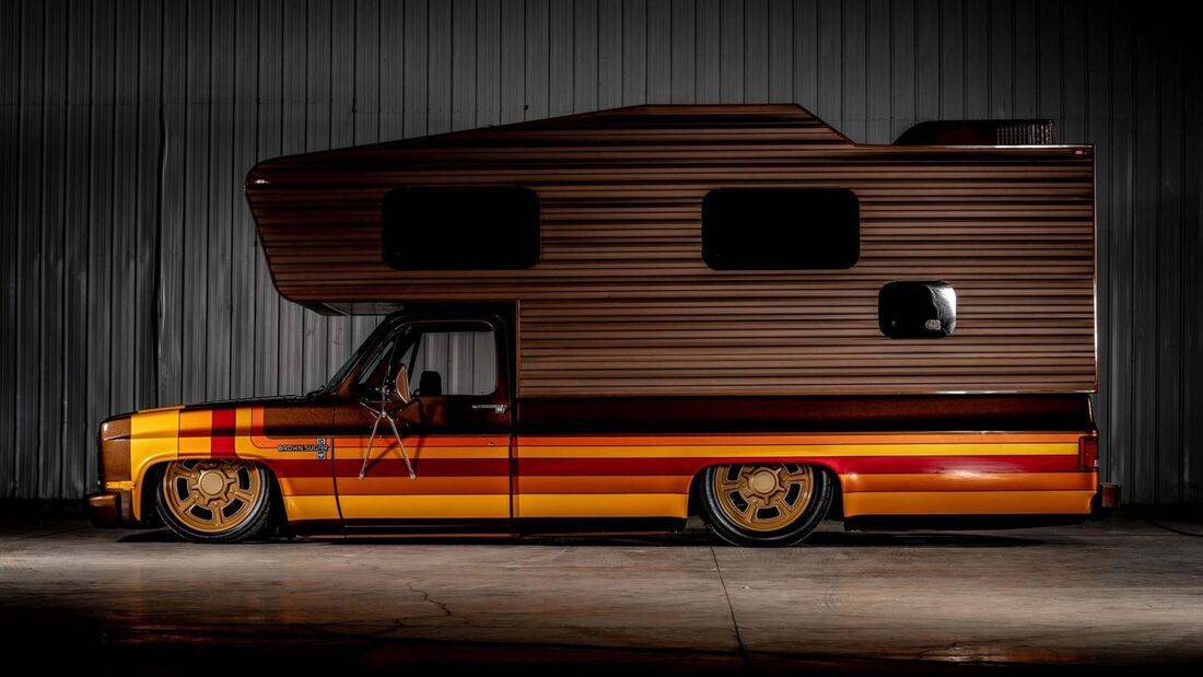 Chevrolet Pickup-Camper Brown Sugar