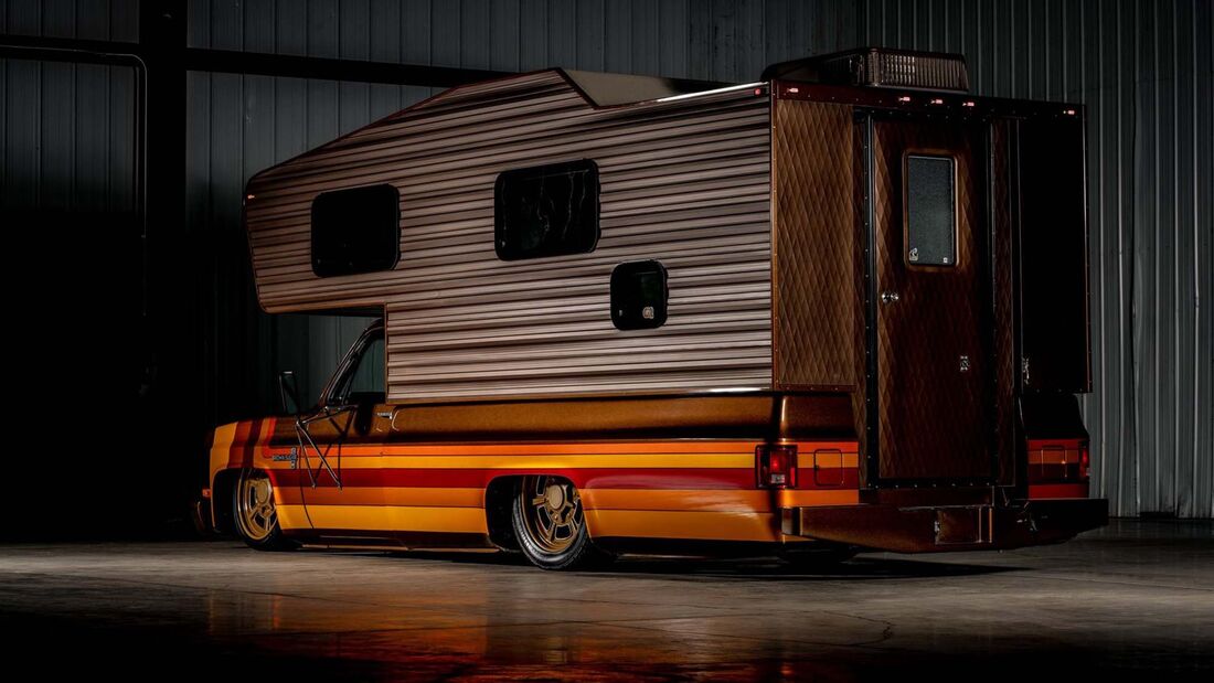 Chevrolet Pickup-Camper Brown Sugar