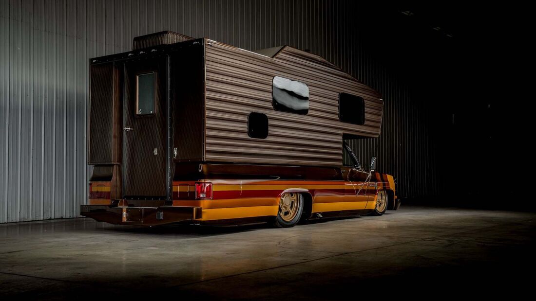 Chevrolet Pickup-Camper Brown Sugar