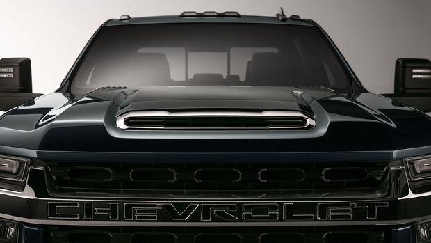 Chevrolet Silverado HD Teaser