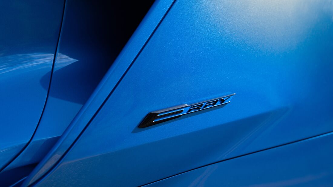 Chevrolet eAWD Corvette E-Ray (2023)