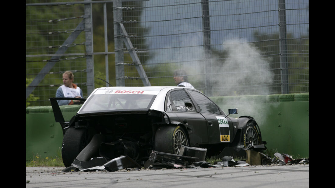 Christian Bakkerud DTM-Crash