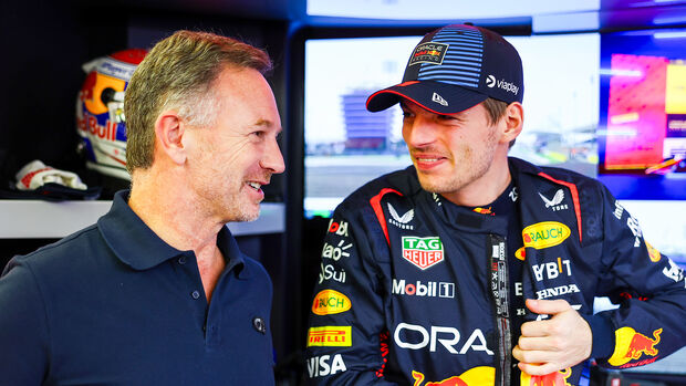 Christian Horner & Max Verstappen - Red Bull - Test Bahrain 2024