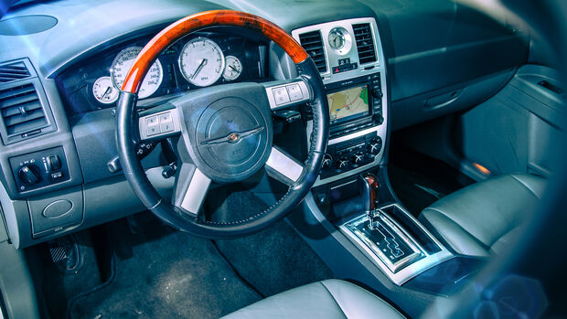 Chrysler 300 C Touring 5.7 Hemi, Cockpit
