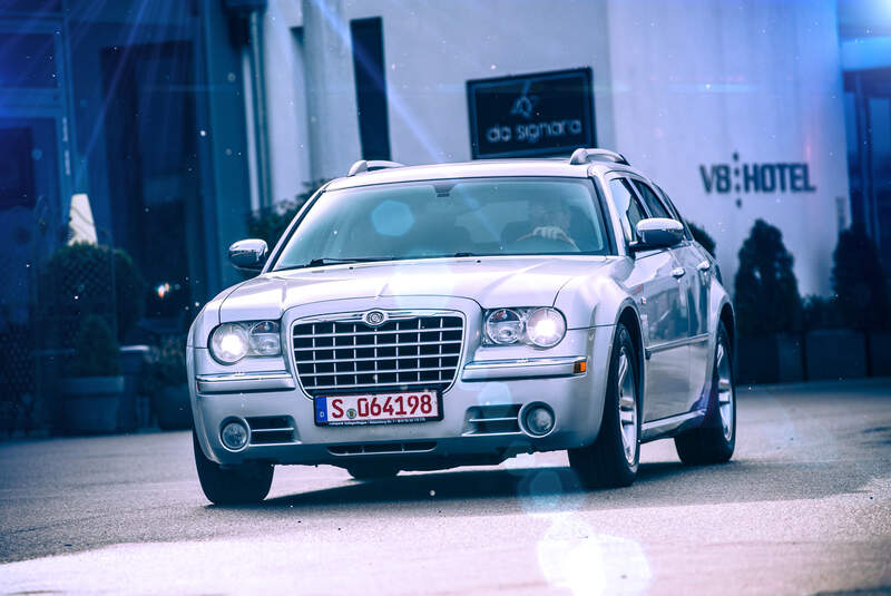 Chrysler 300 C Touring 5.7 Hemi, Frontansicht