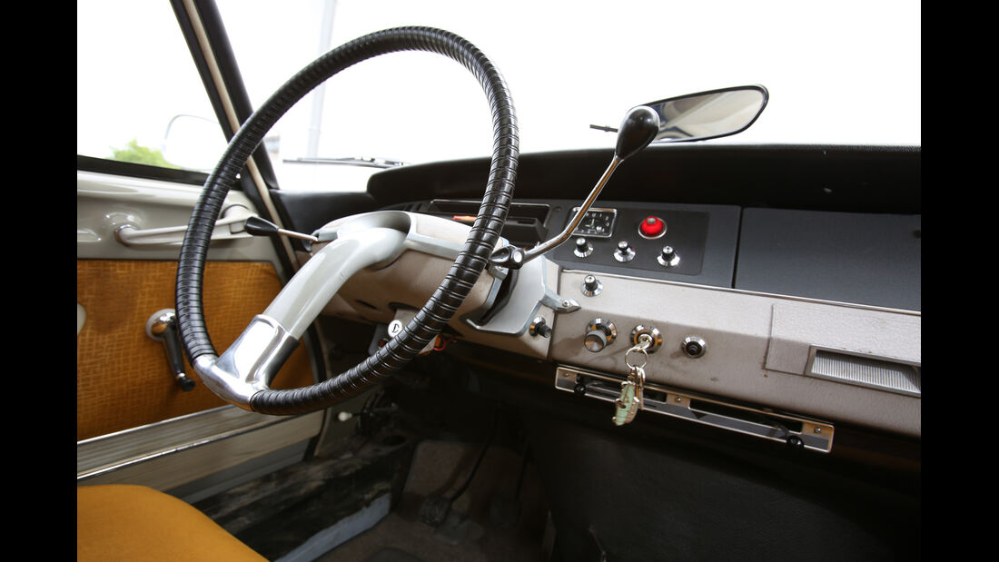 Citroën DS, Lenkrad, Cockpit