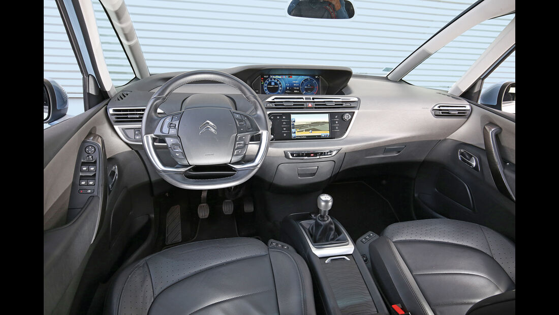 Citroën Grand C4 Picasso BlueHDi 150, Cockpit