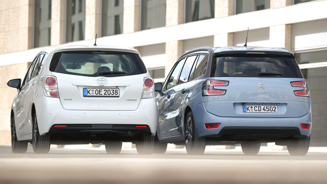 Citroën Grand C4 Picasso e-HDi 115, Toyota Verso 1.6 D-4D Life, Heckansicht